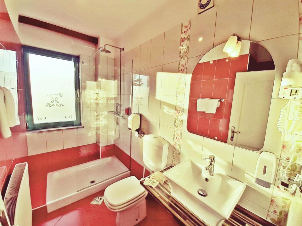 Rooms Vodisek - Depandansa Hotela Capris Capodistria Boutique Exterior foto