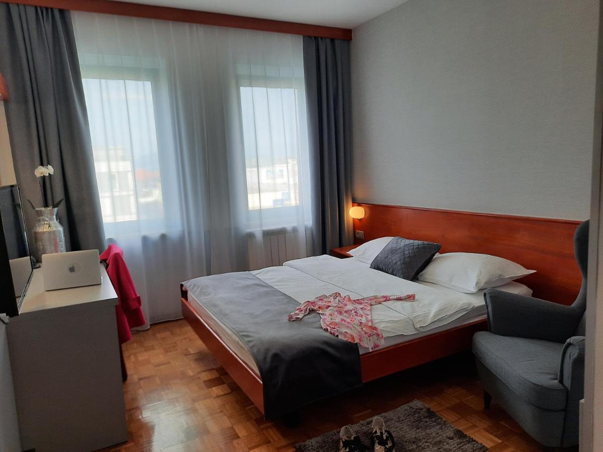 Rooms Vodisek - Depandansa Hotela Capris Capodistria Boutique Exterior foto